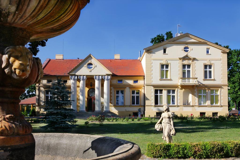 Palac Piorunow & Spa Kwiatkowice Exterior photo